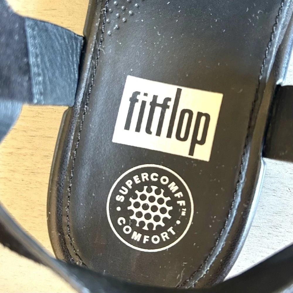 FitFlop Lumy Women Black Strappy Suede Studded Wedge Sandals Sz 8 Comfort